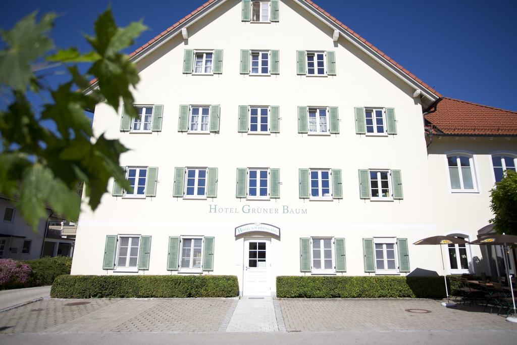 Hotel Gruener Baum Kaufbeuren Buitenkant foto